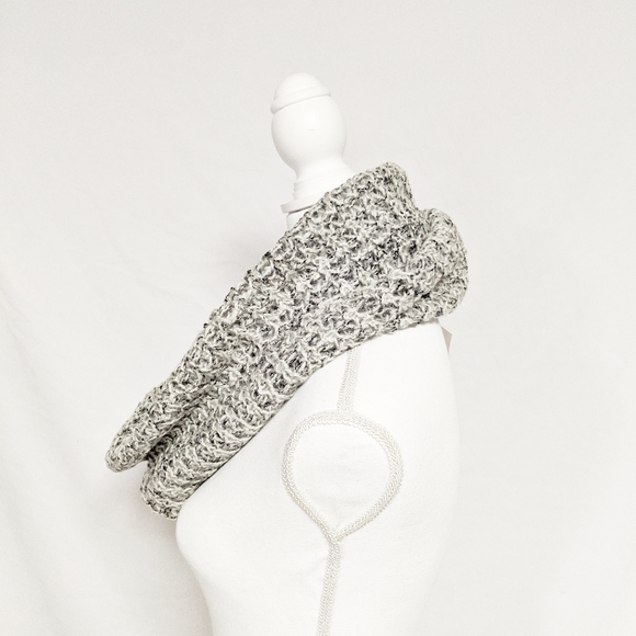 Sperry Scarf One Size Cream style 5F080 - Picture 2 of 6